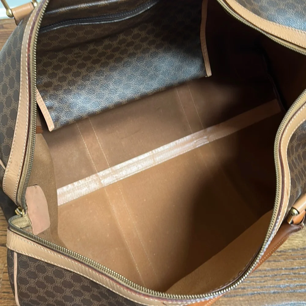 ❌SOLD❌ Celine Travel Tote Duffle Bag with Lock/Key Weekender - Picture 4 of 15